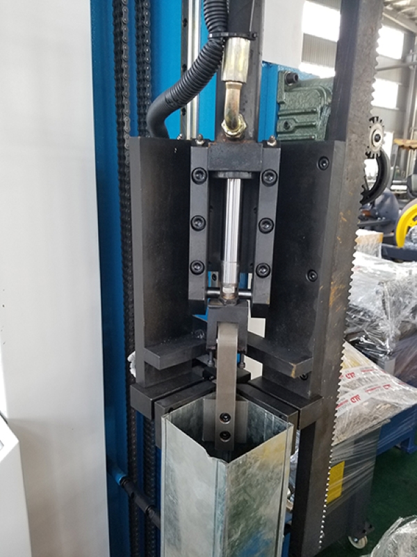 duct-seam-closing.jpg