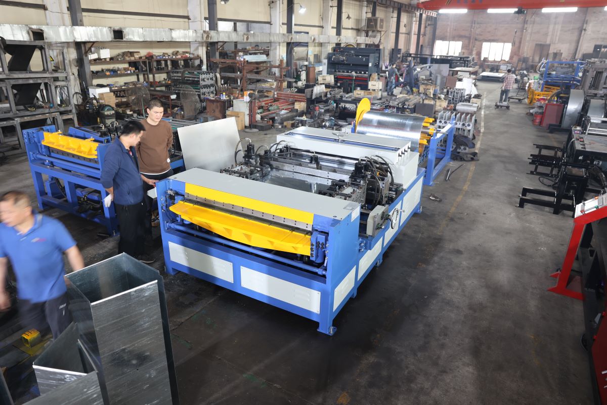 air duct making machine.jpg