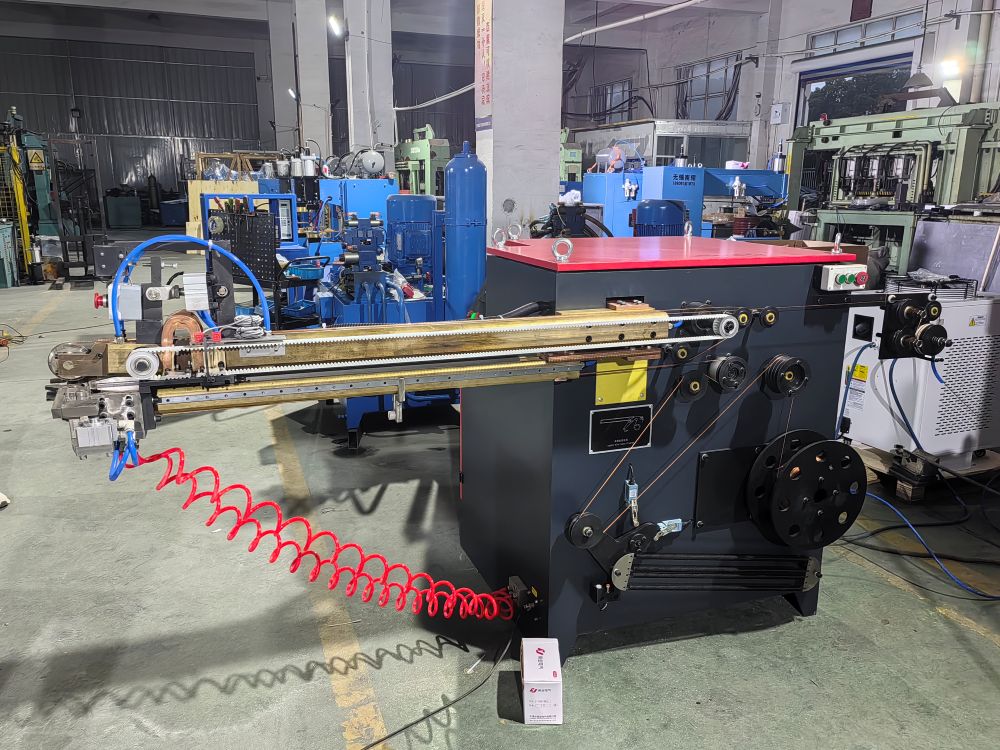 stitch welder-2.jpg stitch welder-2.jpg