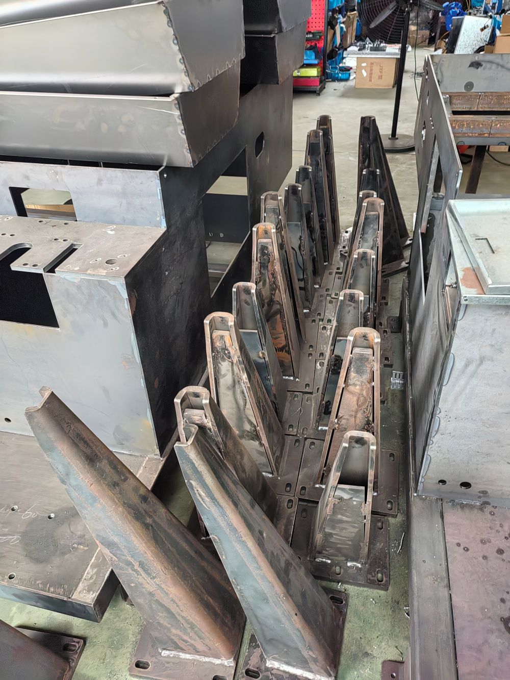 air duct seam closer 6.jpg air duct seam closer 6.jpg