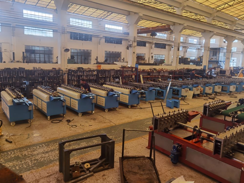 tdf forming machine 2.jpg tdf forming machine 2.jpg